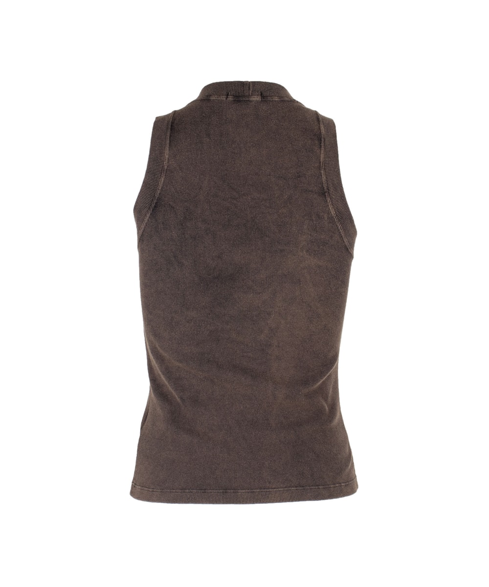 image_2a7e23cb-4ba0-43f6-bff4-6a2f89f2987e